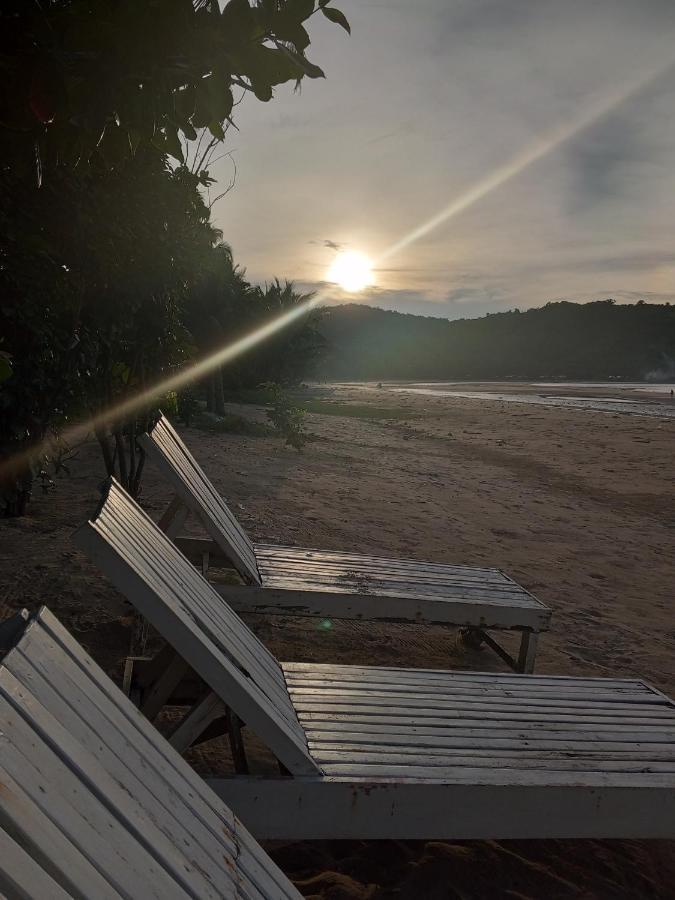 Locaroc Akoya Beach Park And Cottages מראה חיצוני תמונה